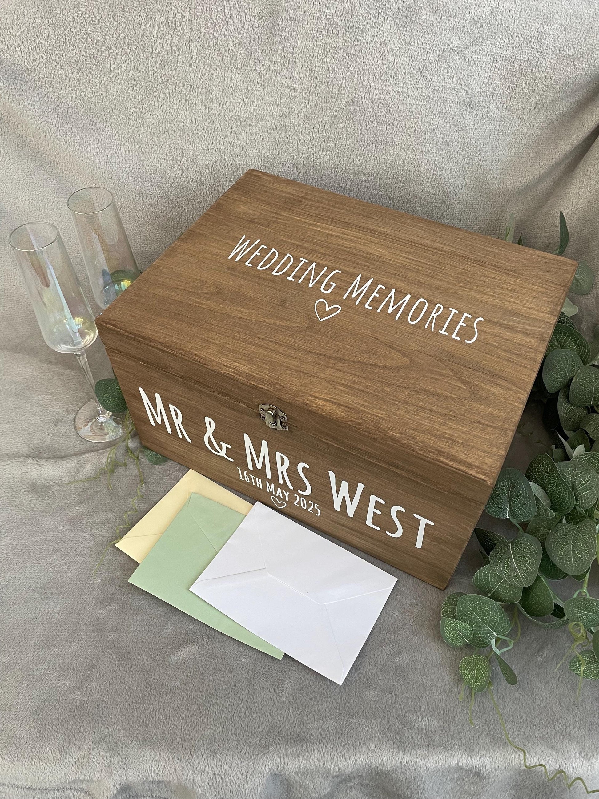 Personalised RUSTIC wedding card box, Wedding memory box, Wedding keepsake box, Wooden Wedding box, rustic wedding post box